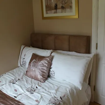 Garden View Self Catering Lough Rynn Mohill