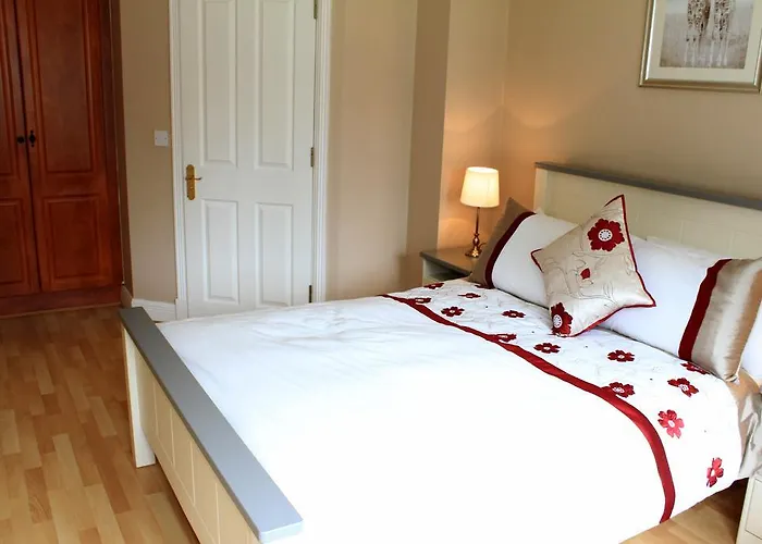 Garden View Self Catering Lough Rynn * Mohill