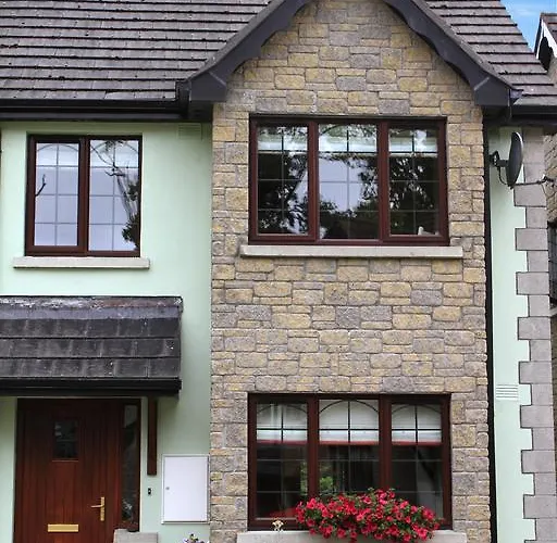 Garden View Self Catering Lough Rynn 모힐